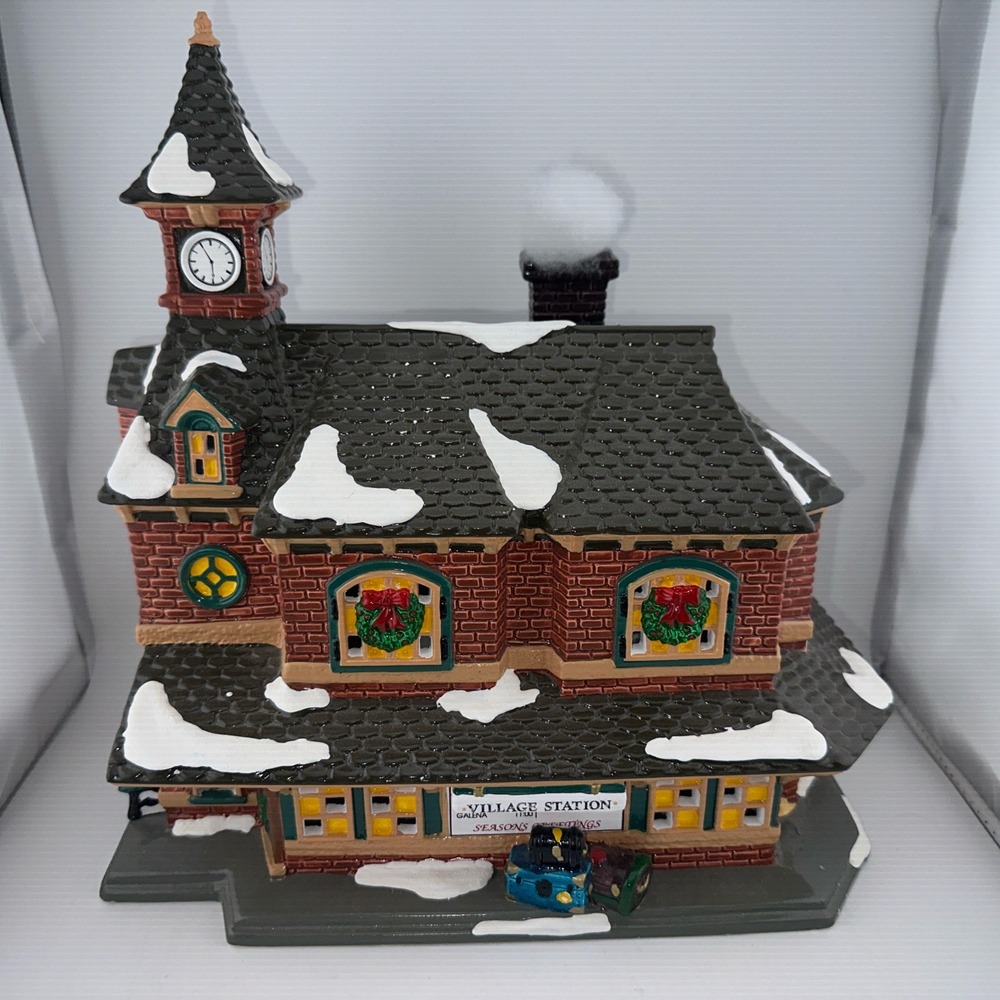 Department 56 Village StationThe Original Snow Village 5438-0 Lighted Building